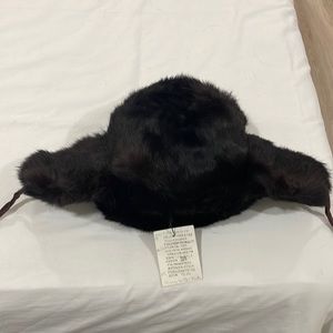 Fur vintage bomber style hat with ribbon ties
